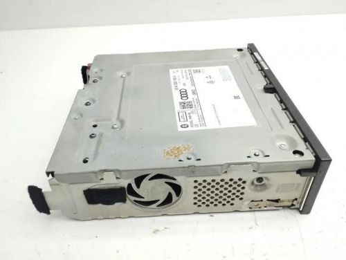 Audi q2 ga cd changer 81a035192a 1.00 petrol 85kw 2017 26478870-