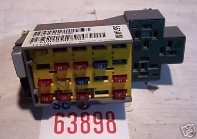 Dodge  01 neon fuse box/block p04793561am 2001