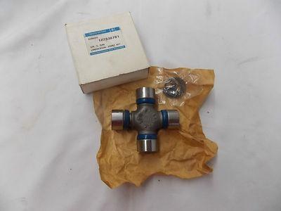 63-73 chevrolet corvette 91-99 commercial universal joint kit 2330781 nos nr!!