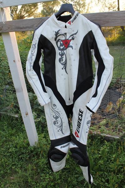 Dainese yu lady womens 1 piece suit size 48 white last one!