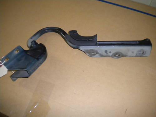 1999 2000 2001 2002 2003 mb clk430 208 top cover hinge