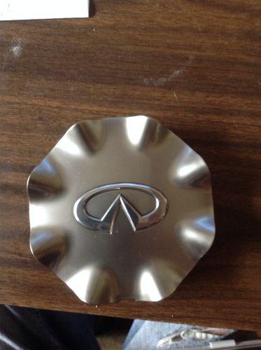 Infiniti ex35 08-10 center cap