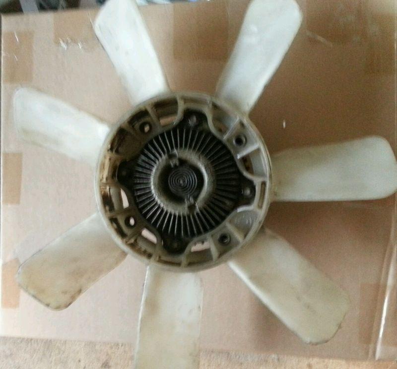 Factory toyota 22r 22re cooling fan & clutch asm *look*