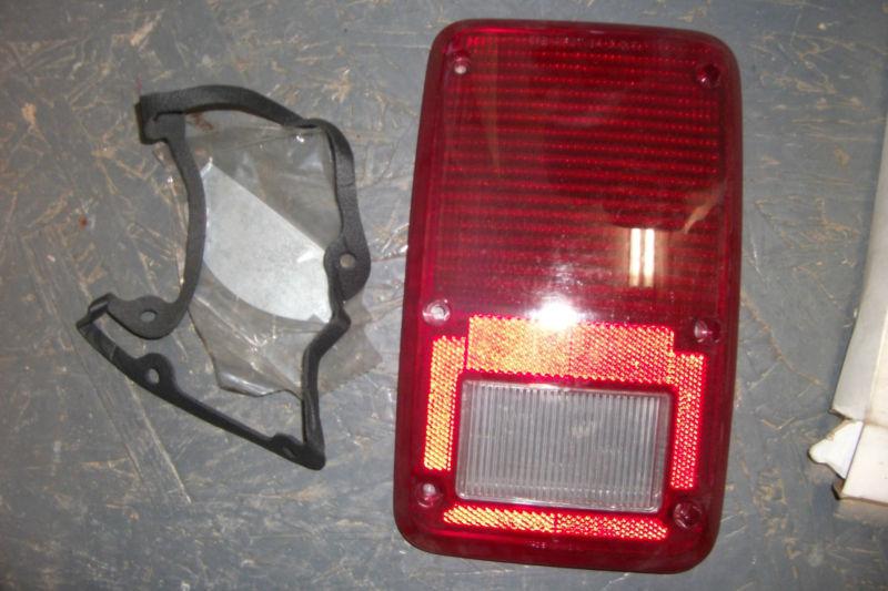 1987-73 dodge plymouth van tail light turn stop lens 4706 4057973