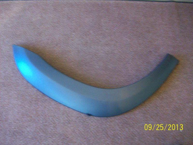 Toyota front fender moulding #756110c900 