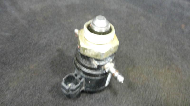Fuel injector assy #439127 #0439127 johnson/evinrude 1997/1998 150/175hp #5(518)