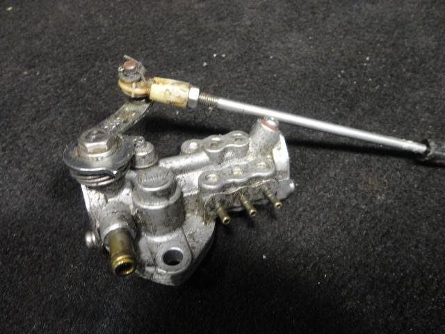 Oil injector pump #62j-13200-00-00 yamaha 1994-1996  225/250hp outboard  (430)