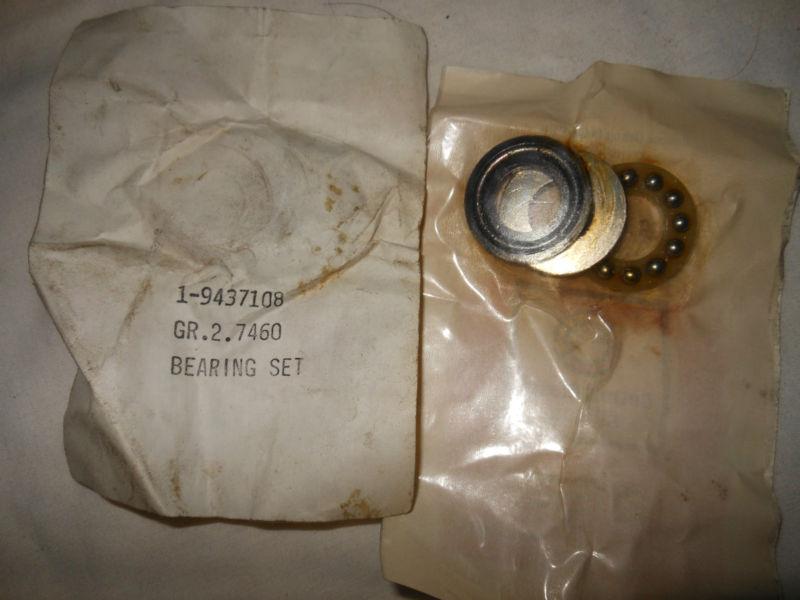 2 sets new package detroit diesel engine bearing  #9437108 gr.2.7460 use/ dealer