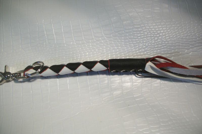 Biker whip getback mini skullbuster black over red & white bloodline 2