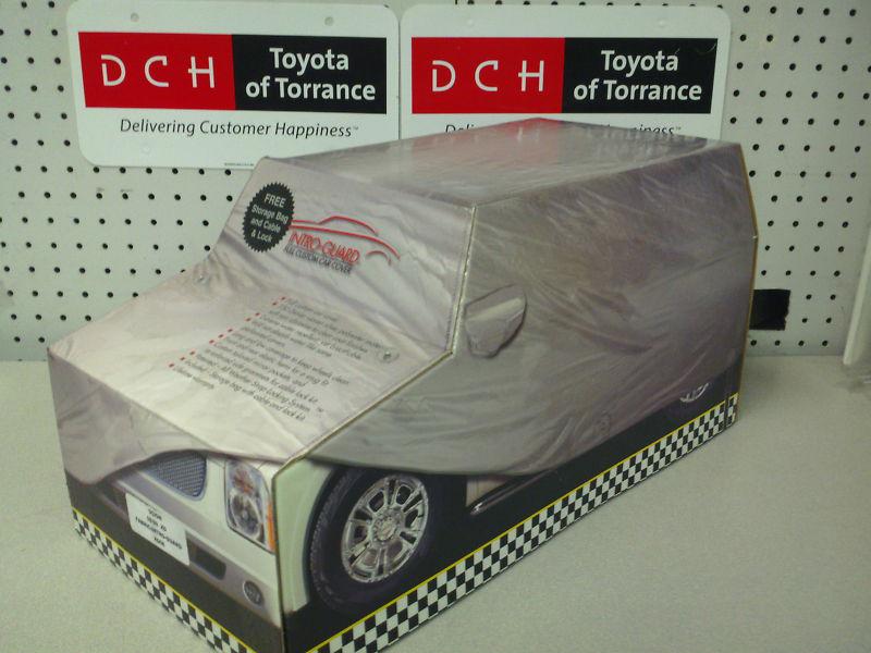  2008-2009 scion xd car cover with storage bag & lock by introtech