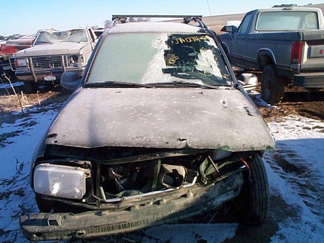 1999 chevy tracker 8023 miles steering column 85011