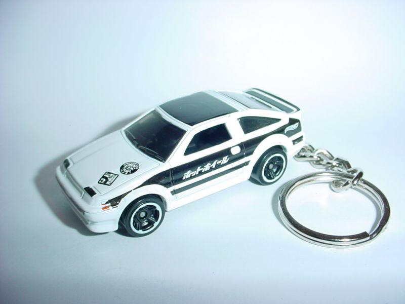 New white 1985 toyota ae corolla custom keychain classic fob drift racer road gt