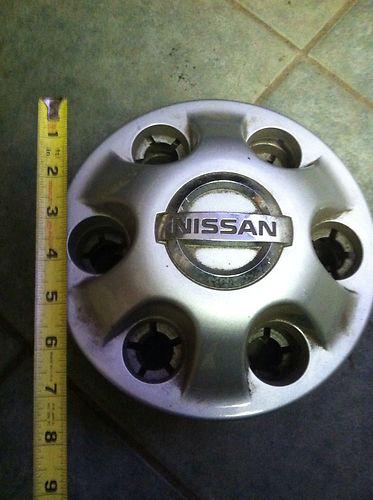 Nissan wheel center