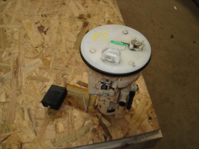 01-05 lexus is300 fuel pump assy oem nice