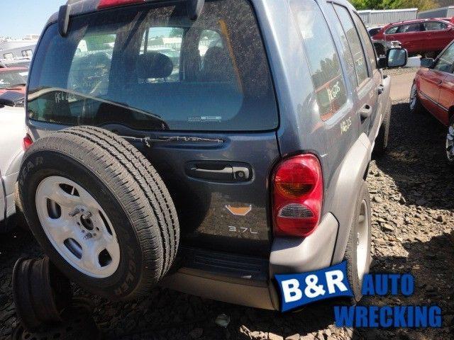 Right taillight for 02 03 04 jeep liberty ~ 4791248