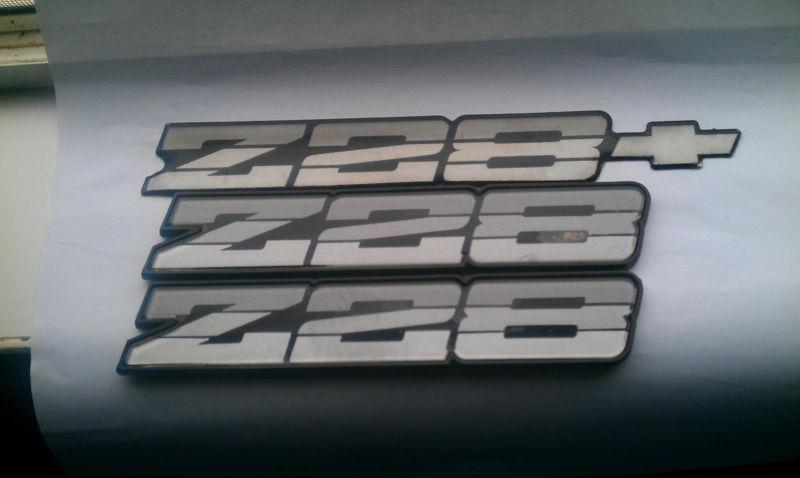 Z28 emblems