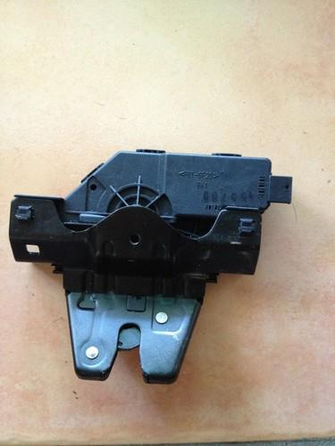 00-05 bmw 3 series e46 m3 oem trunk latch lock motor actuator coupe 8 196 401