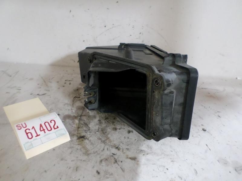 1992 mercedes 400e under hood fuse relay box only oem