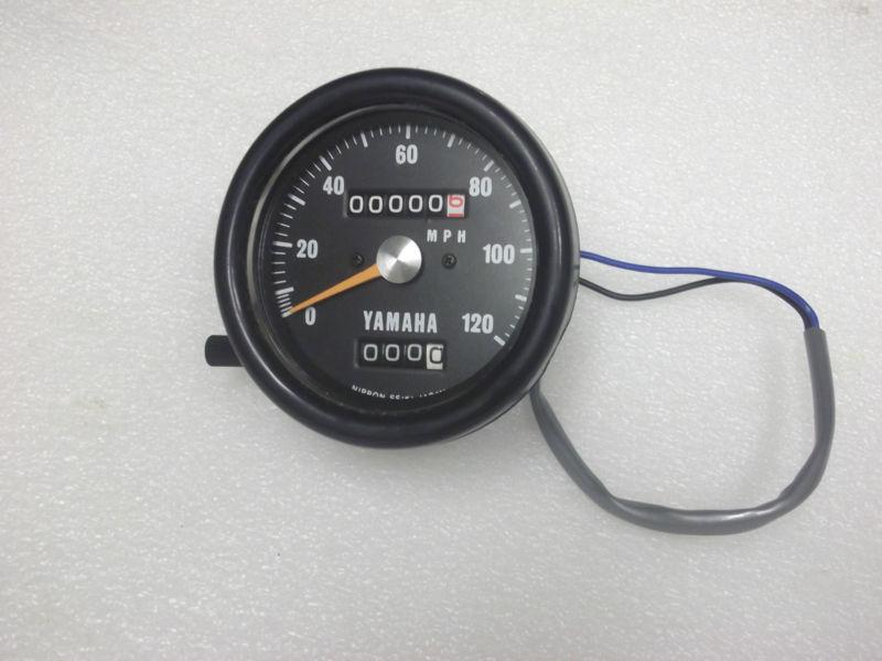 Yamaha r5 350 ds7 250 new original speedometer nos 1970-1972 nos vtg