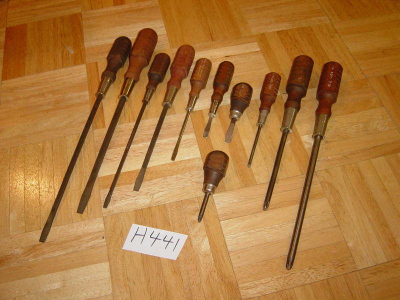 Mac tools 11 piece wooden handle flat blade & phillips screwdrivers