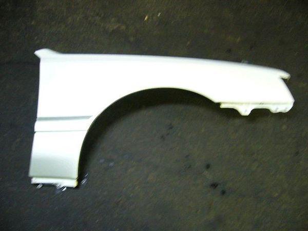 Toyota crown 1999 right fender panel [0310600]