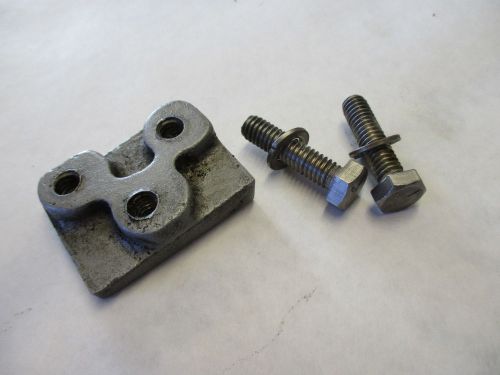 0123732 lower filler block w/screws &amp; washers to lifting lever 123732