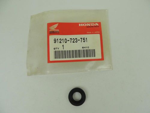 91210-723-751 nos honda oil seal y1346