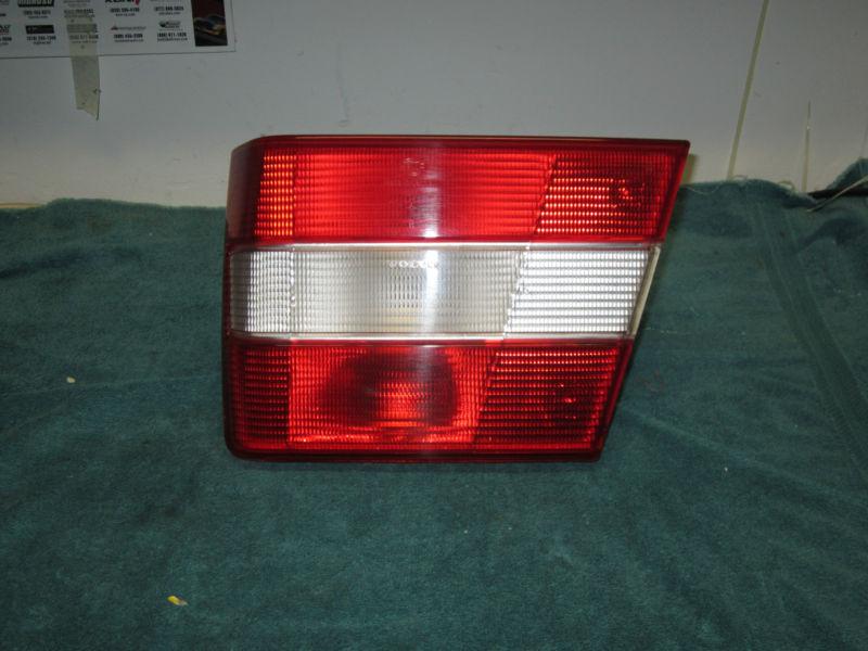 1995-1998 volvo s90 passenger side oem trunk tail light in great used condition