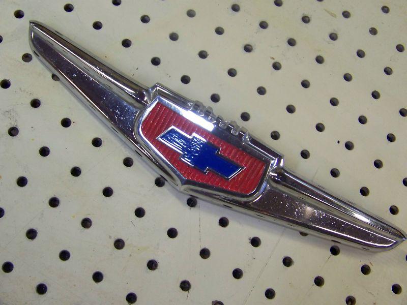 1949 chevy hood emblem