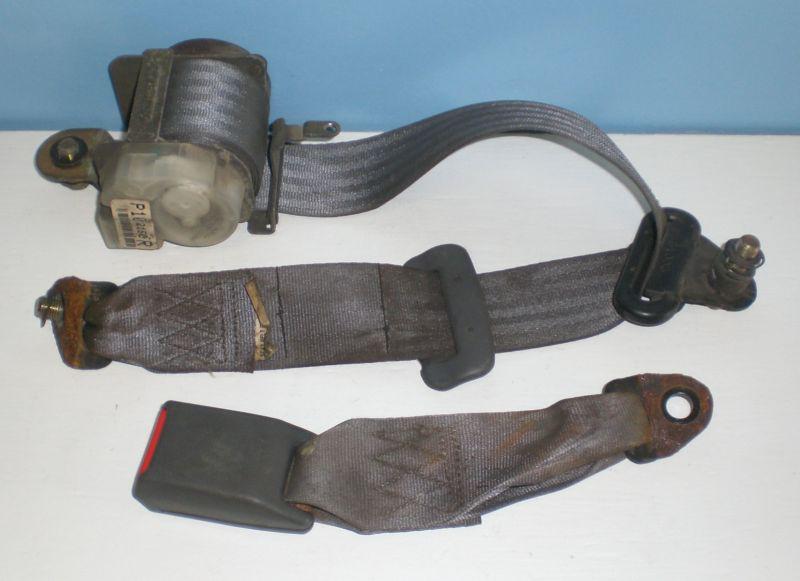 95 chevy geo metro 2 dr seat belt 84904/5-50g0/2 - rear rh