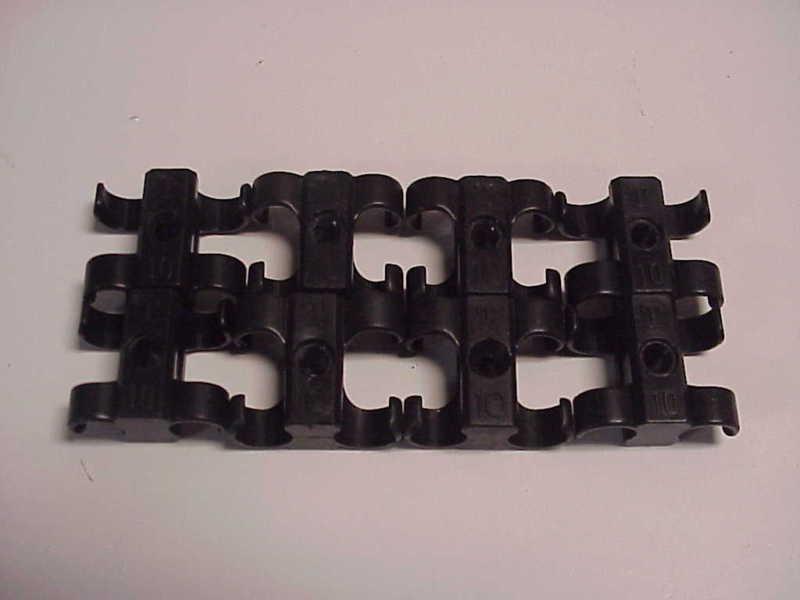 8 used msd black plastic spark plug wire separators msd #8842