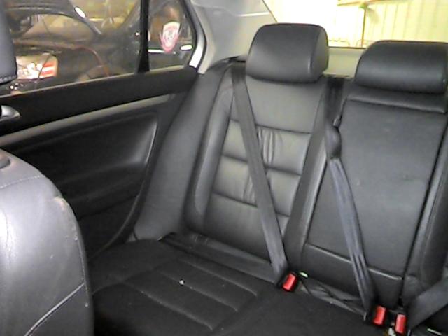 2006 volkswagen jetta rear seat belt & retractor only rh passenger black