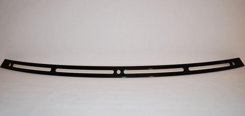 Harley dresser windshield trim 4- slot 96-12 black p.c