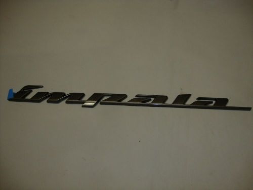 2004 chevrolet impala gray door emblem new oem