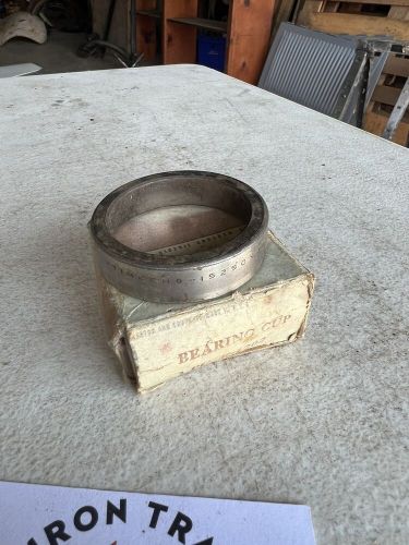 Nos ford b-1202 1939-54 cup (front hub inner bearing) 9n 8n 2n