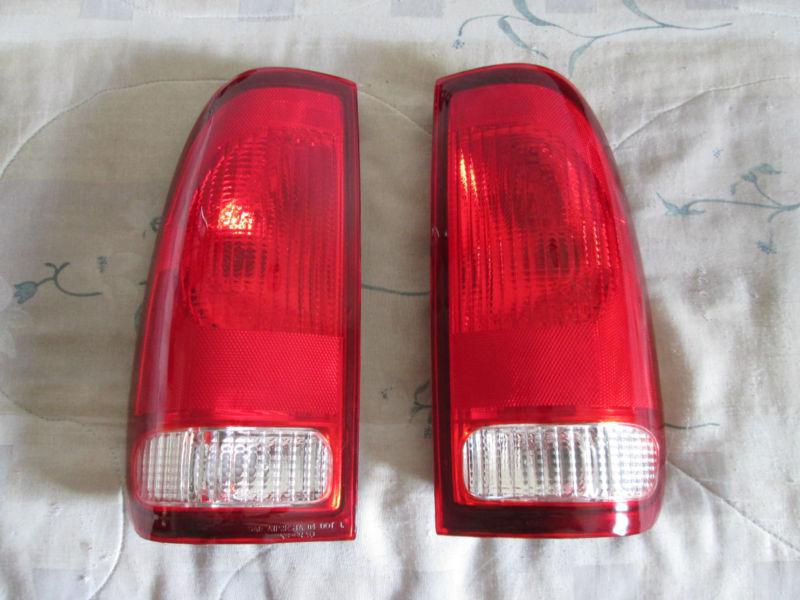 Brand new taillight set for 97-05 ford f-series trucks