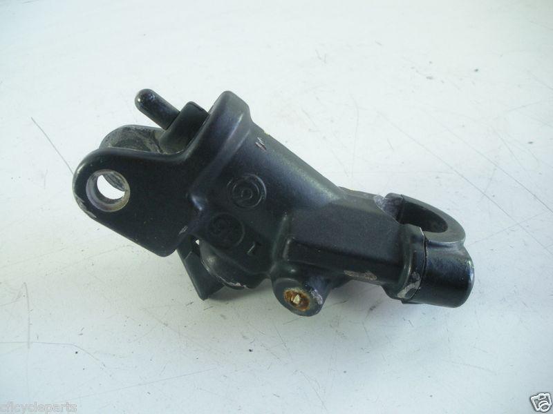 04 05 06 yamaha yzf r1 oem front brake master cylinder damaged for parts/repair