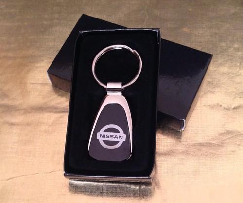 Nissan key chain ring rogue murano altima maxima sentra titan cube nib chrome