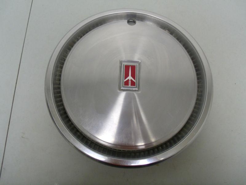 Vintage 1982 1983 stock oldsmobile cutlass cierra 13" wheel cover hub cap oem #4