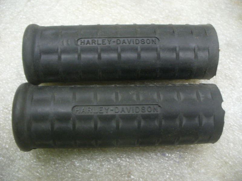 Harley 49 panhead original black reproduction waffle grips with logos.