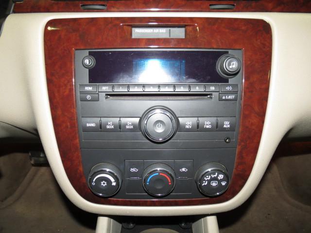 2007 chevy impala radio trim dash bezel 2612519