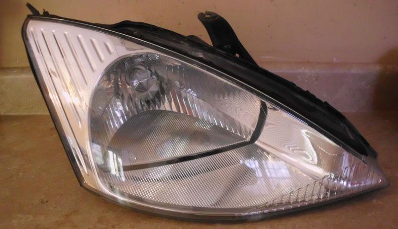 00 01 02 ford focus passenger side rh headlight 