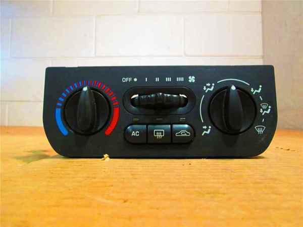 00-02 saturn s series climate ac heater control oem lkq