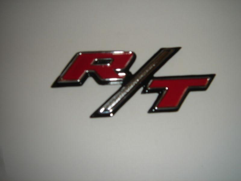 Mopar 70 challenger r/t grille  emblem  new