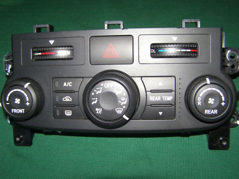 2007 2008 hyundai entourage ac climate control oem   "tri-zone" ac controls