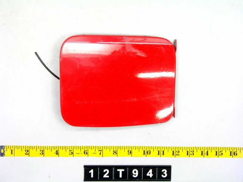 06 impreza fuel filler door lid gas tank cover cap oem red 12t943