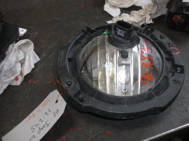 07 08 09 10 11 12 13 jeep wrangler r. headlight 527085