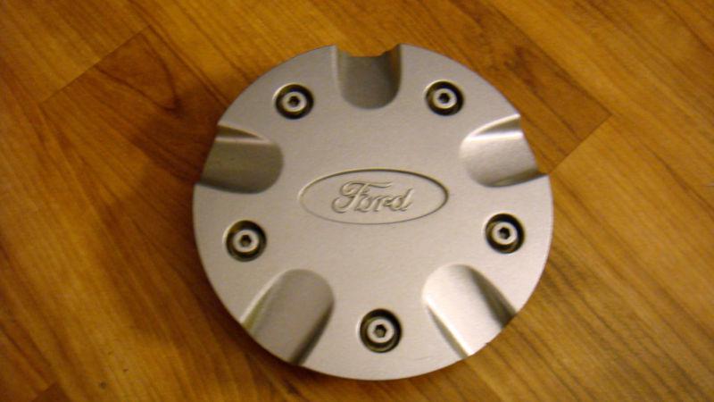 00 01 02 03 04 ford focus oem wheel rim center hub cap cover   2m51-1130-ba