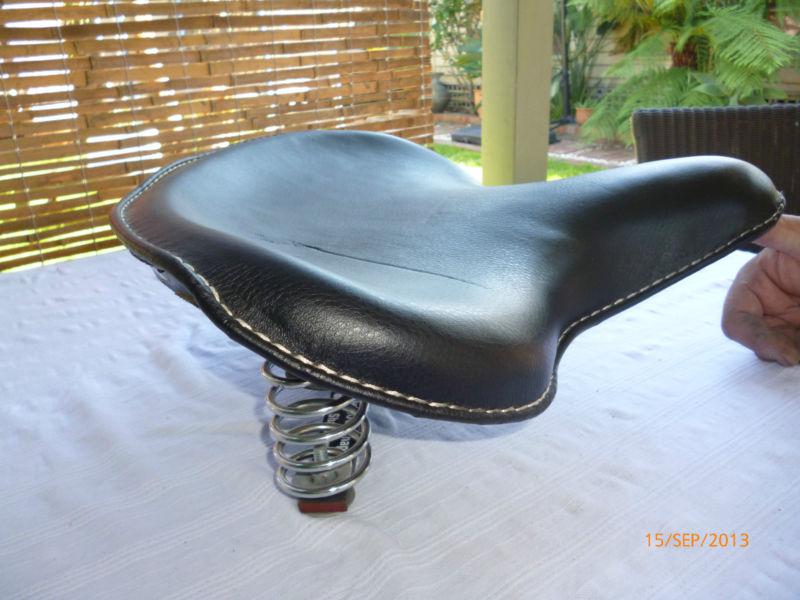 Harley davidson solo seat