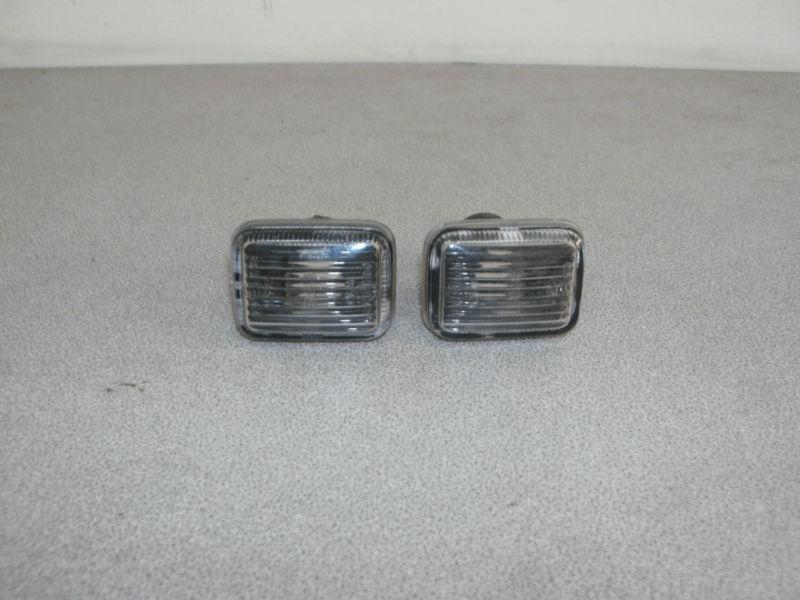 Land rover range rover p38 side marker clear new style pair (1995-2002)